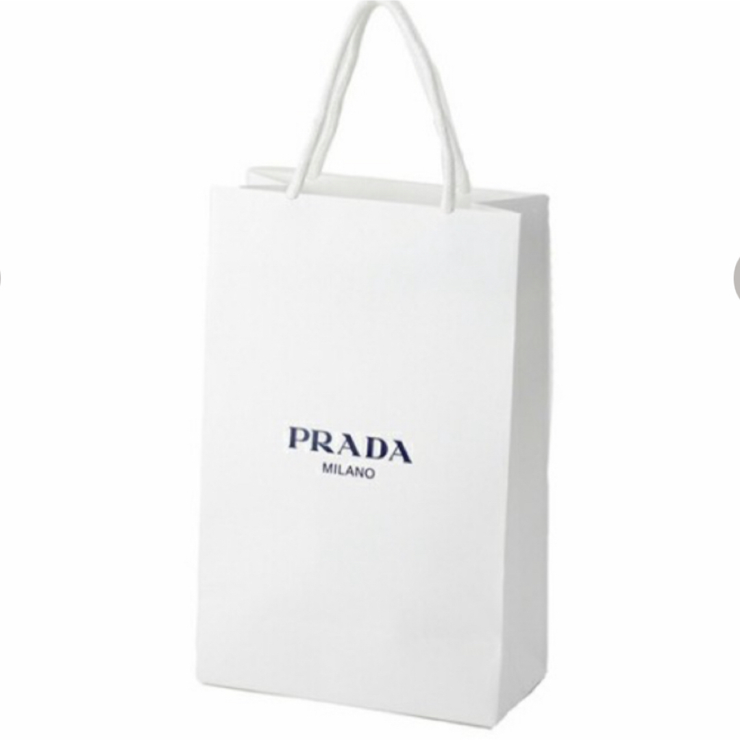 PRADA(プラダ)のプラダ　ショッパー　新品 レディースのバッグ(ショップ袋)の商品写真