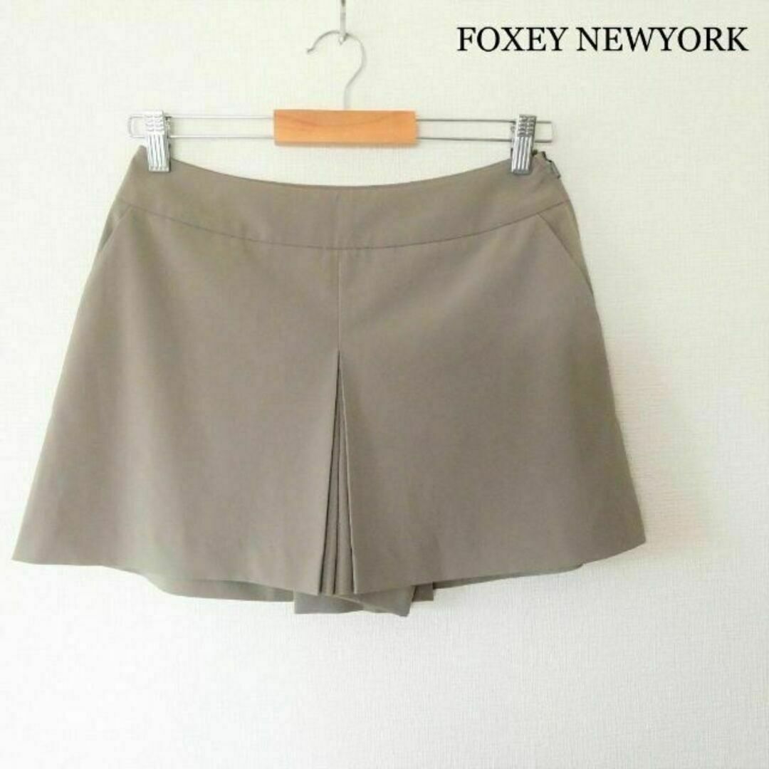 FOXEY NEW YORK(フォクシーニューヨーク)の美品 フォクシーニューヨーク ストレッチ ショートパンツ キュロット レディースのパンツ(ショートパンツ)の商品写真