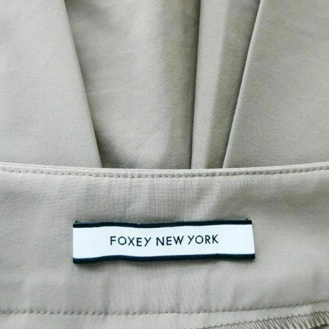 FOXEY NEW YORK(フォクシーニューヨーク)の美品 フォクシーニューヨーク ストレッチ ショートパンツ キュロット レディースのパンツ(ショートパンツ)の商品写真