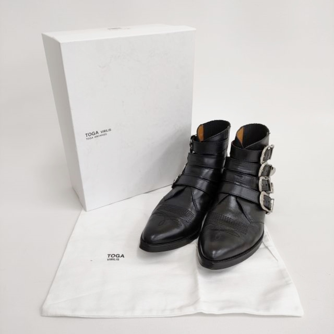 TOGA(トーガ)のTOGA VIRILIS BLACK LEATHER SILVER BUCKLES AJ782 サイズ42 ブーツ ブラック メンズ トーガ【中古】4-0330T♪ メンズの靴/シューズ(ブーツ)の商品写真