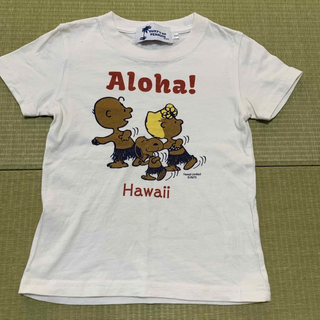 PEANUTS(ピーナッツ)の値下げ　人気　ハワイ限定　こげスヌーピー　Tシャツ　110 キッズ/ベビー/マタニティのキッズ服男の子用(90cm~)(Tシャツ/カットソー)の商品写真