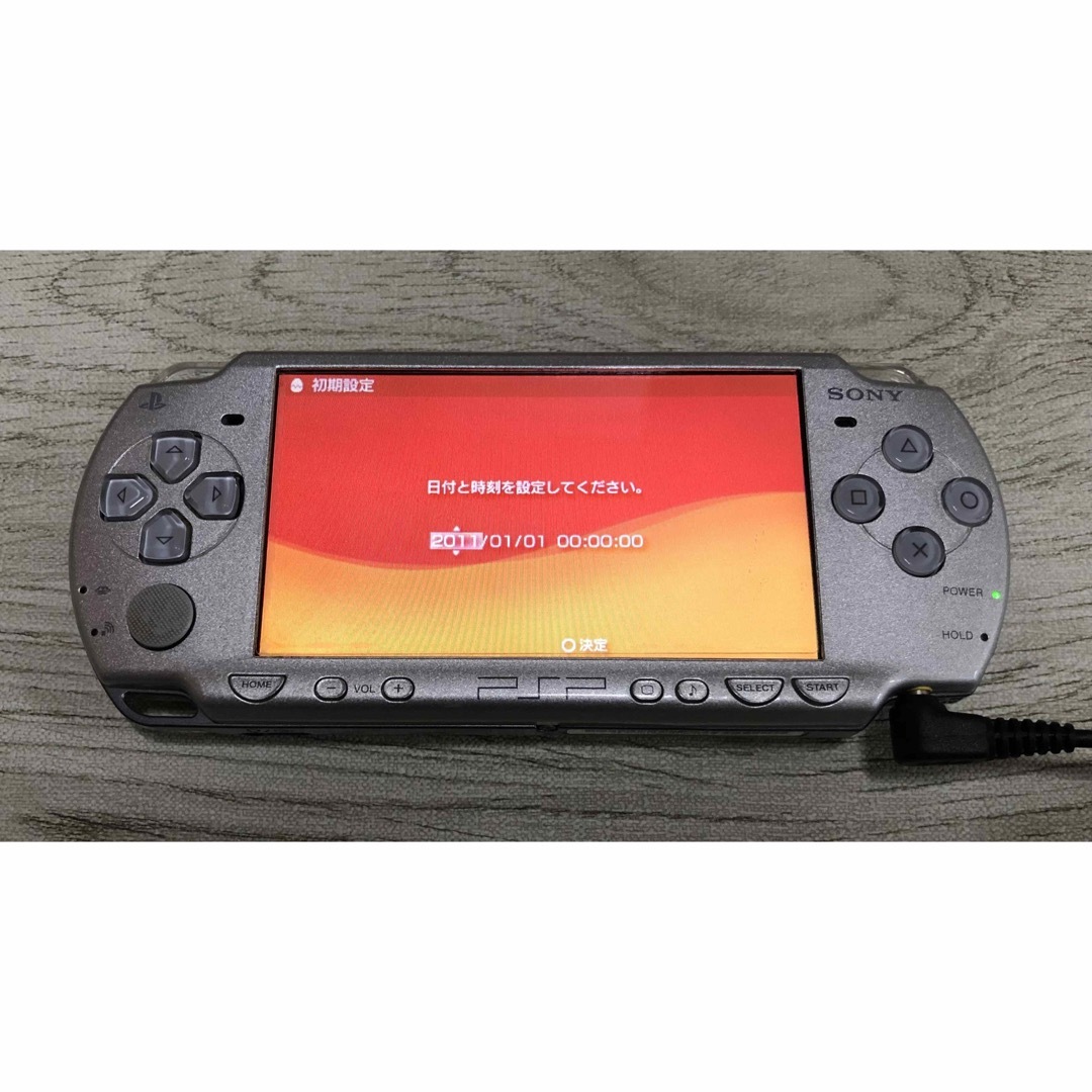 PlayStation Portable(プレイステーションポータブル)のPSP 2000 3000 本体 エンタメ/ホビーのゲームソフト/ゲーム機本体(携帯用ゲーム機本体)の商品写真