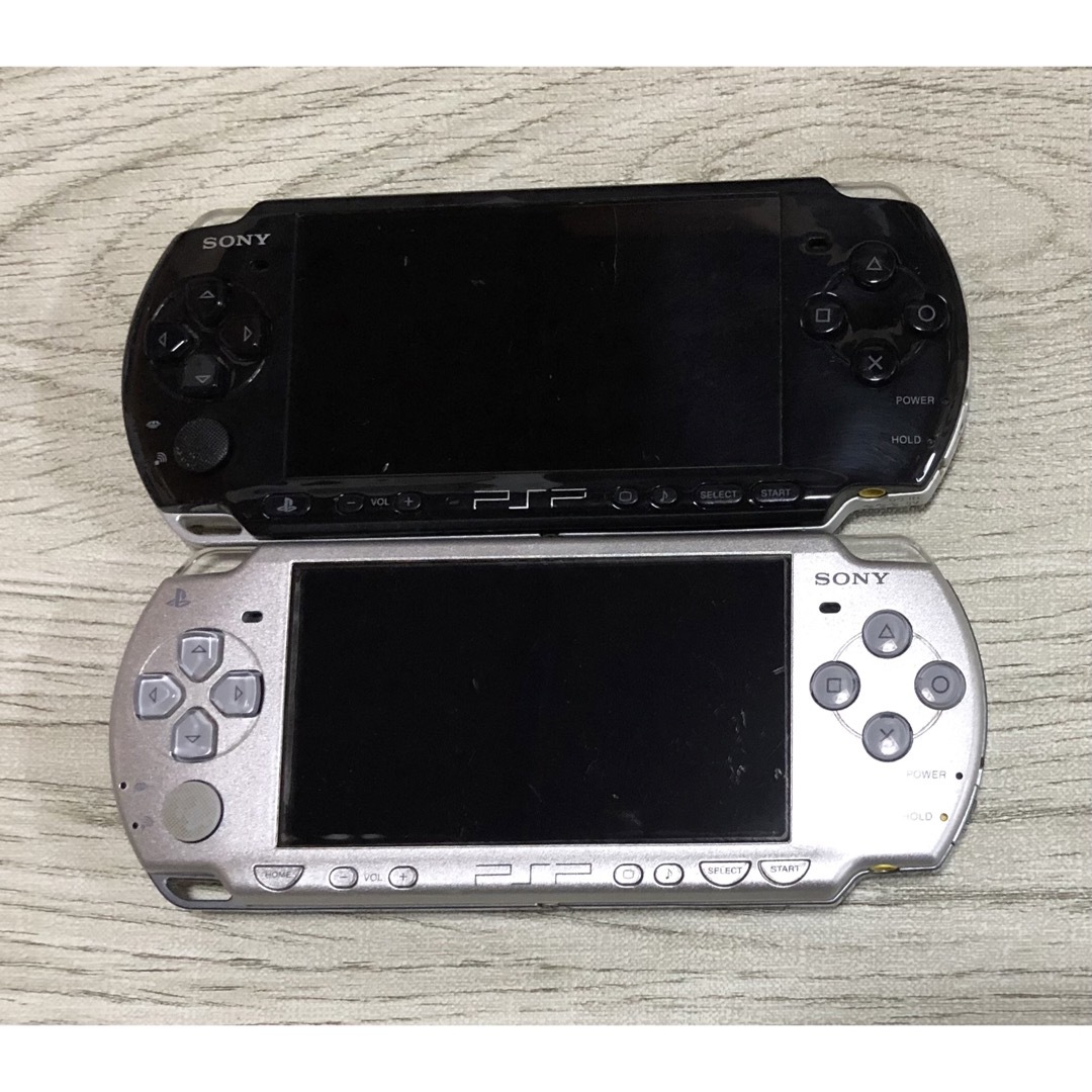 PlayStation Portable(プレイステーションポータブル)のPSP 2000 3000 本体 エンタメ/ホビーのゲームソフト/ゲーム機本体(携帯用ゲーム機本体)の商品写真