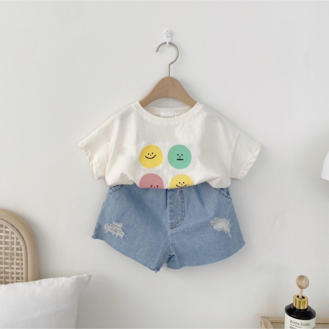 80♡ホワイト トップス 子供服 女の子 スマイル　半袖 Tシャツ ニコちゃん キッズ/ベビー/マタニティのベビー服(~85cm)(Ｔシャツ)の商品写真