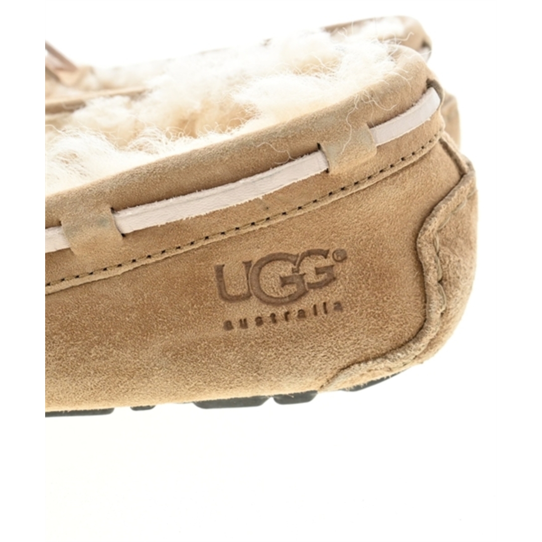 UGG AUSTRALIA(アグオーストラリア)のUGG australia モカシン/デッキシューズ -(23cm位) 【古着】【中古】 レディースの靴/シューズ(スリッポン/モカシン)の商品写真