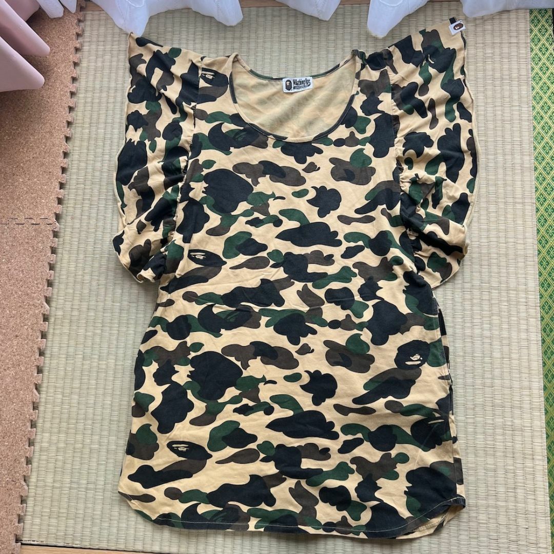 A BATHING APE(アベイシングエイプ)のBAPE レディース ワンピース 迷彩 軟らかい 薄手 かわいい 夏 レディースのワンピース(その他)の商品写真