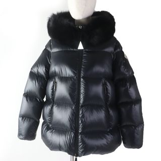 モンクレール(MONCLER)の未使用品☆MONCLER モンクレール SERIFUR セリファー ロゴワッペン・フォックスファー・フード付 ダウンコート ブラック 2 ハンガー付 国内正規品 レディース(ダウンコート)