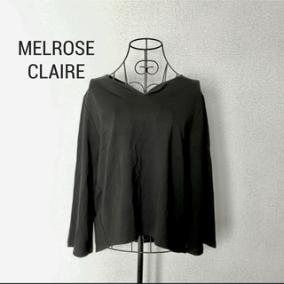 メルローズクレール(MELROSE claire)のMELROSE CLAIRE メルローズ クレール　デザインネック　カットソー(カットソー(長袖/七分))