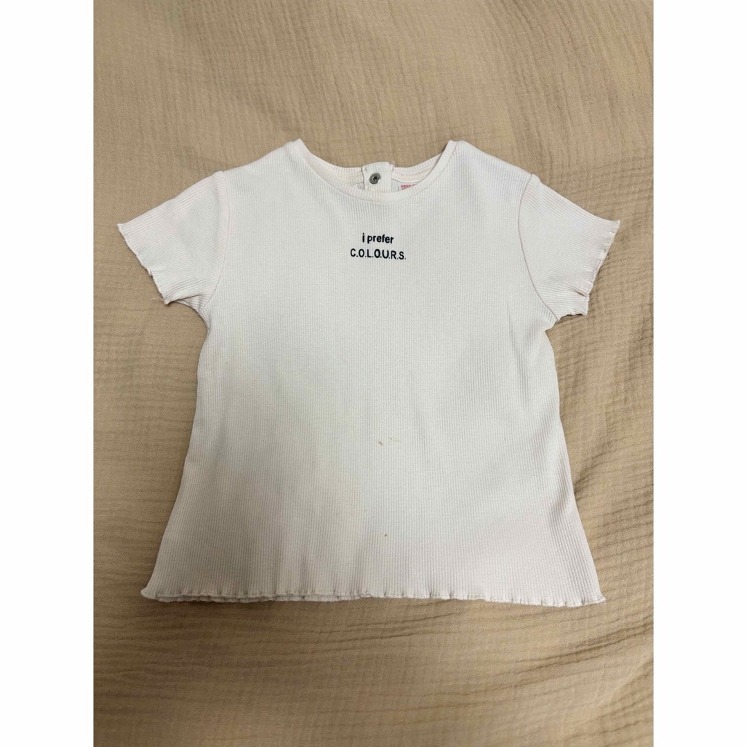 ZARA KIDS(ザラキッズ)のZARA KIDS  キッズリブTシャツ　ホワイト　92㎝ キッズ/ベビー/マタニティのキッズ服女の子用(90cm~)(Tシャツ/カットソー)の商品写真