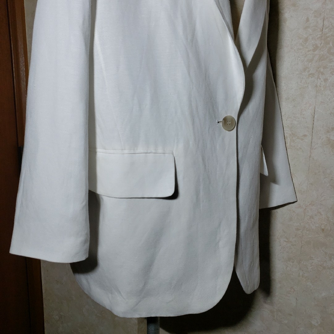 H&M(エイチアンドエム)のH&Mリネンブレンドシングルテーラードジャケット麻レーヨン/総裏地付き レディースのジャケット/アウター(テーラードジャケット)の商品写真
