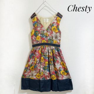 チェスティ(Chesty)のチェスティ　ワンピース　ひざ丈　花柄　ノースリーブ　美品　日本製(ひざ丈ワンピース)