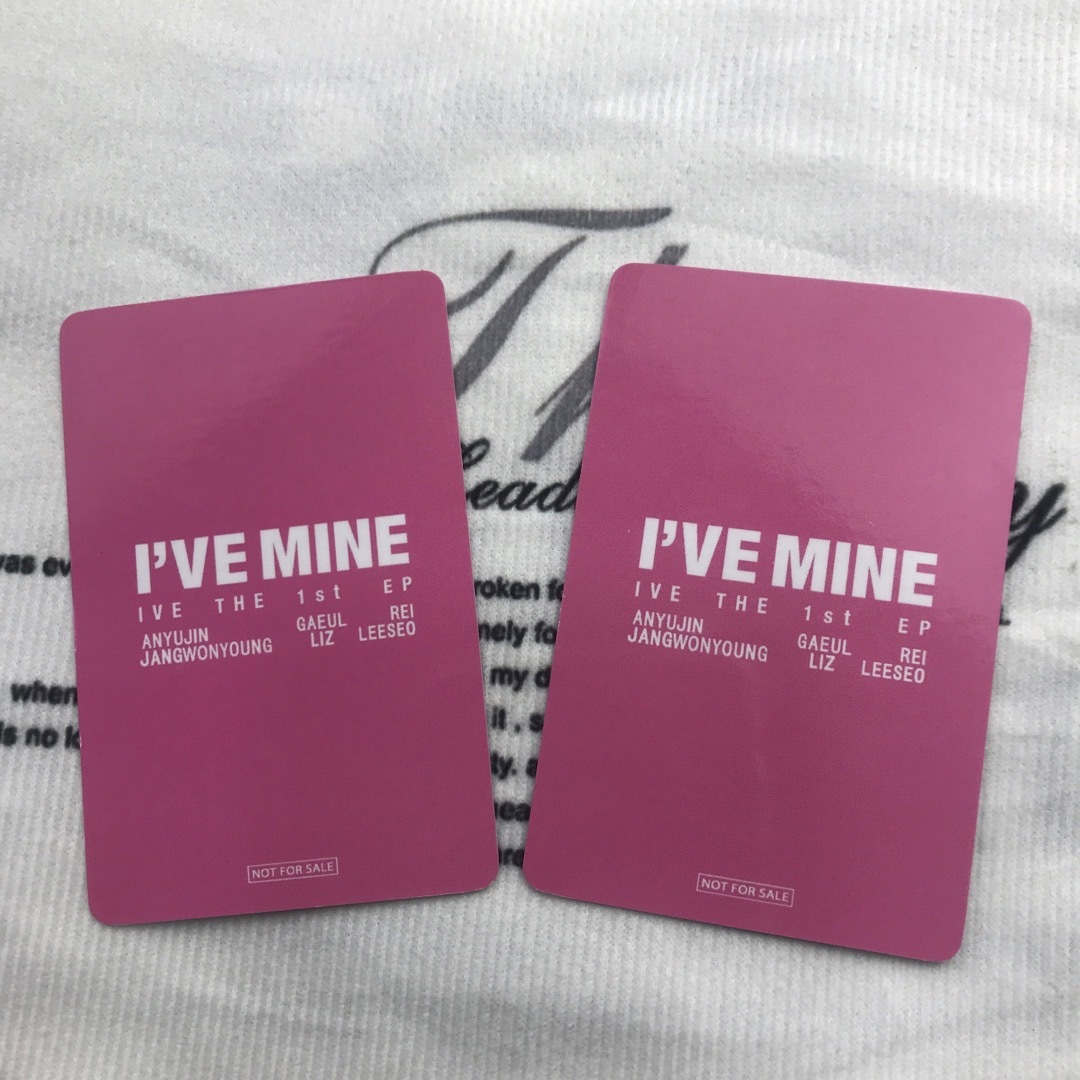 IVE(アイヴ)のIVE I'VE会場限定mine 特典 2枚 ウォニョントレカ エンタメ/ホビーのタレントグッズ(アイドルグッズ)の商品写真