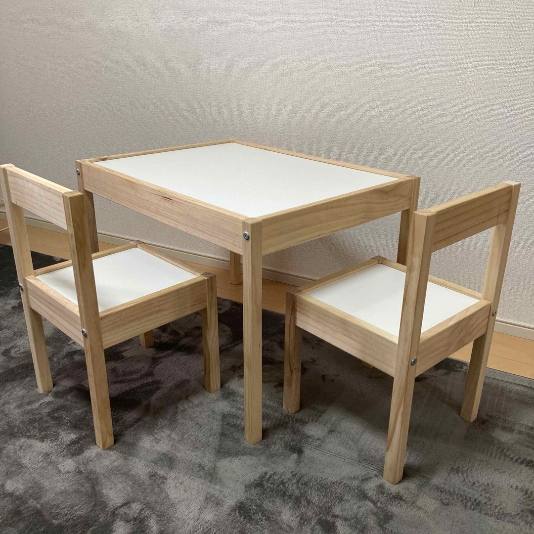 IKEA(イケア)のIKEA LATT 子供用テーブル＆イス キッズ/ベビー/マタニティの寝具/家具(その他)の商品写真