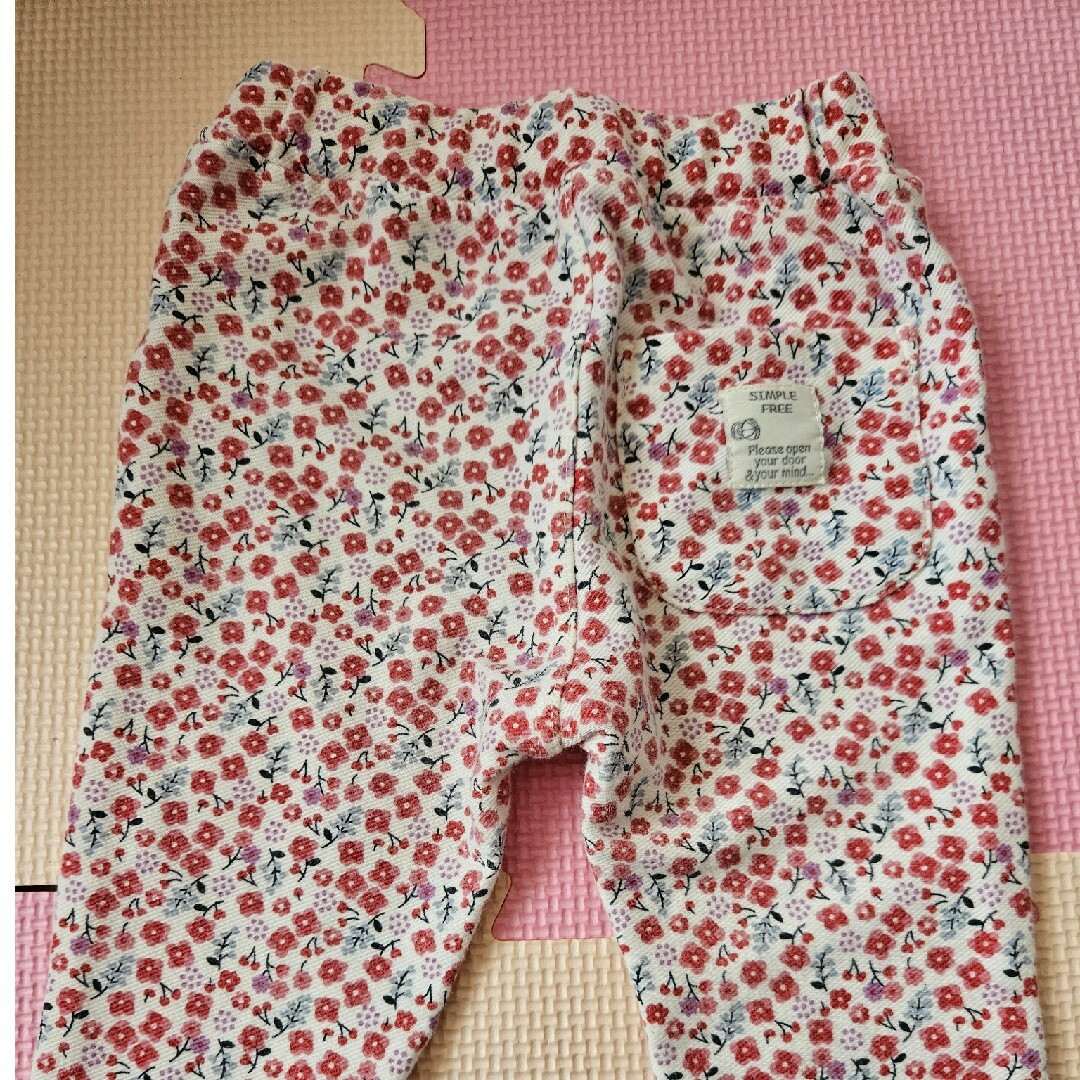 UNIQLO(ユニクロ)のズボン　三枚セット　90 キッズ/ベビー/マタニティのキッズ服女の子用(90cm~)(パンツ/スパッツ)の商品写真