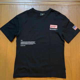 エイチアンドエム(H&M)の★H&M  Tシャツ　ブラック　プリント　ワッペン　大値下げ！(Tシャツ/カットソー(半袖/袖なし))