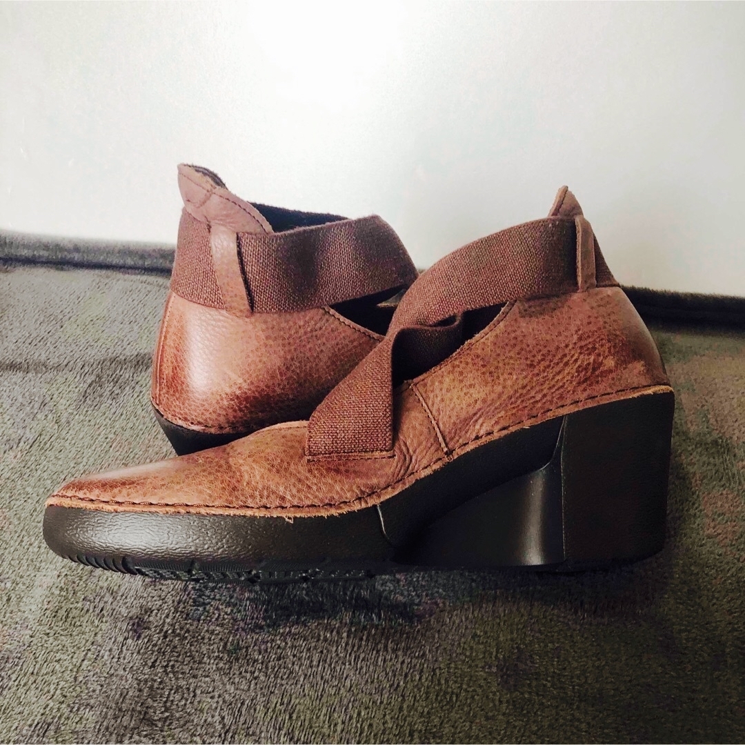 JS Heartlavel(ジェイエスハートレーベル)のJSハートレーベル革靴　パンプス　ブラウン レディースの靴/シューズ(ハイヒール/パンプス)の商品写真