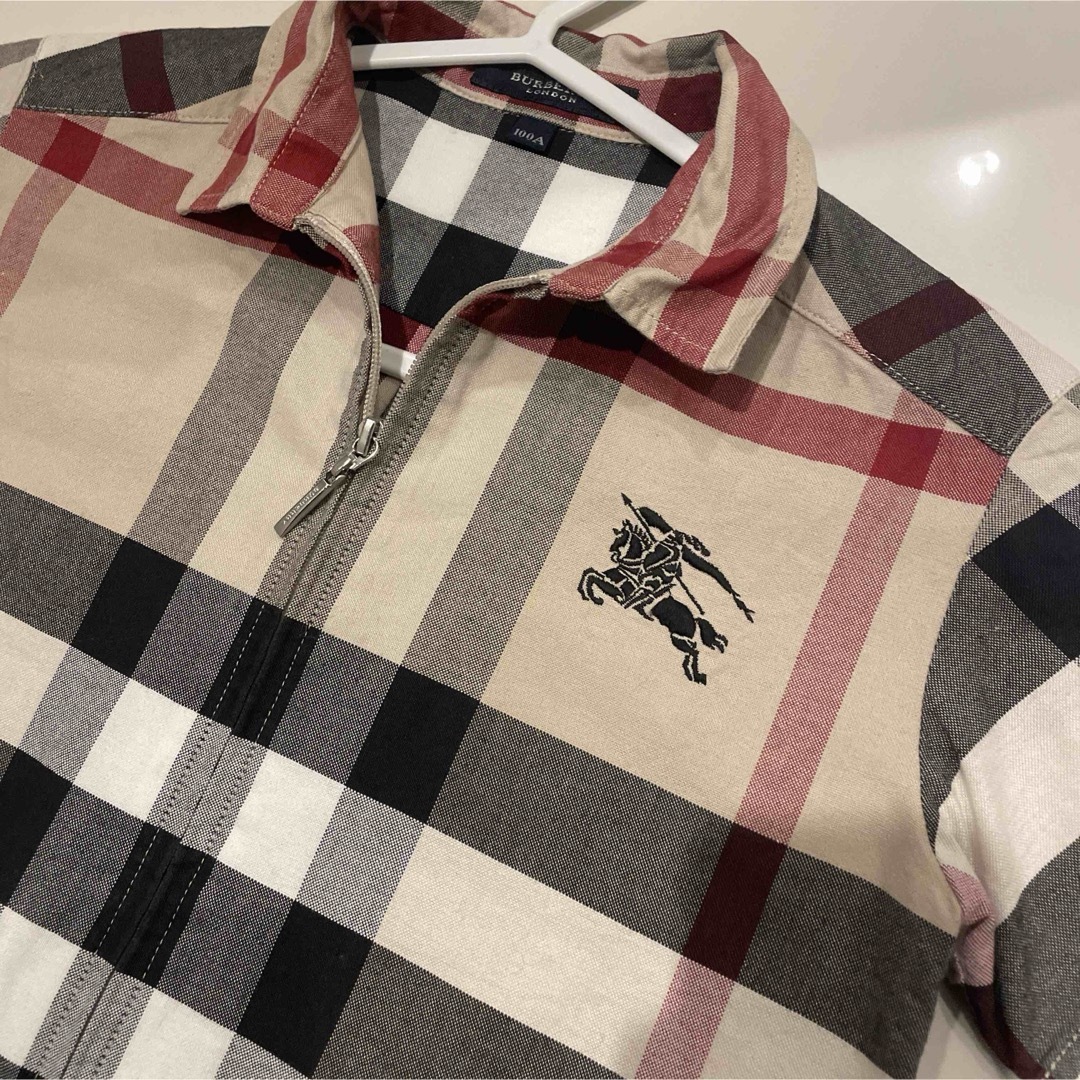 BURBERRY(バーバリー)の美品　バーバリー　キッズ　オーバーチェックシャツ　100 刺繍 キッズ/ベビー/マタニティのキッズ服男の子用(90cm~)(Tシャツ/カットソー)の商品写真