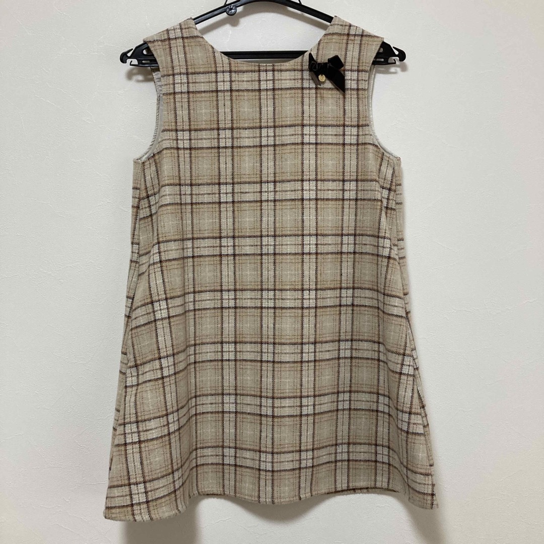 SLAP SLIP(スラップスリップ)のSLAP SLIPワンピース130cmベージュ キッズ/ベビー/マタニティのキッズ服女の子用(90cm~)(ワンピース)の商品写真