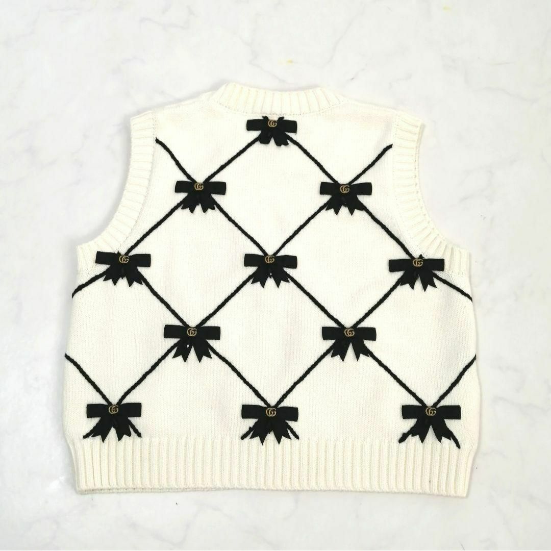 GUCCI - 極美品✨ グッチ 現行 ニットベスト ジレ リボン 刺繍 GUCCI - 極美品✨ グッチ 現行 ニットベスト ジレ リボン 刺繍