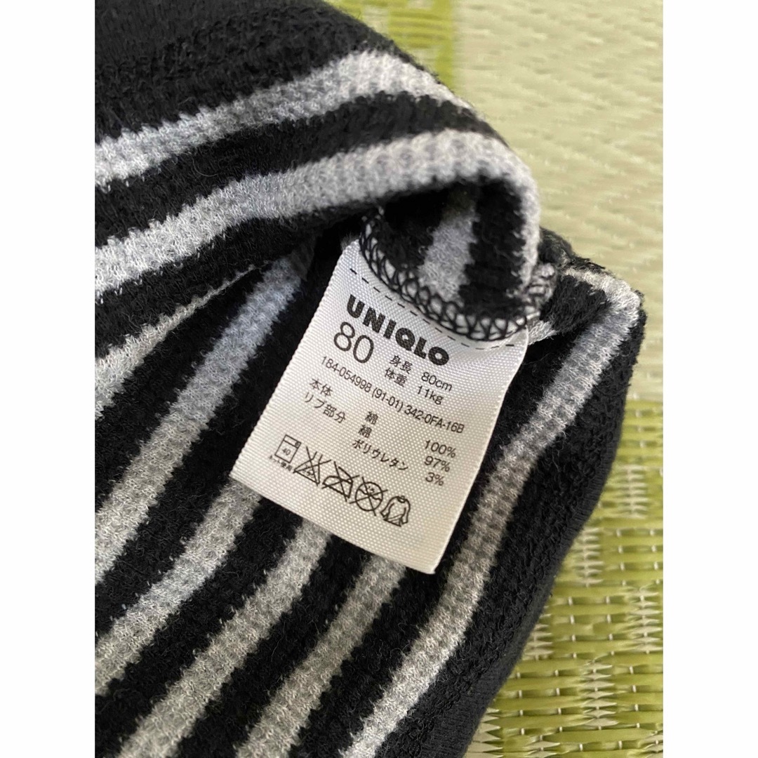 UNIQLO(ユニクロ)のUNIQLO ユニクロ ボーダー 長袖 ロンT 80 記名無し 綿100%  キッズ/ベビー/マタニティのベビー服(~85cm)(シャツ/カットソー)の商品写真