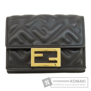 フェンディ(FENDI)のFENDI エンボスロゴ 二つ折り財布（小銭入れあり） レザー レディース(財布)