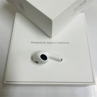 アップル(Apple)のAppleエアーポッズ AirPods 第3世代国内正規品　　左耳　片耳Ｌ(ヘッドフォン/イヤフォン)