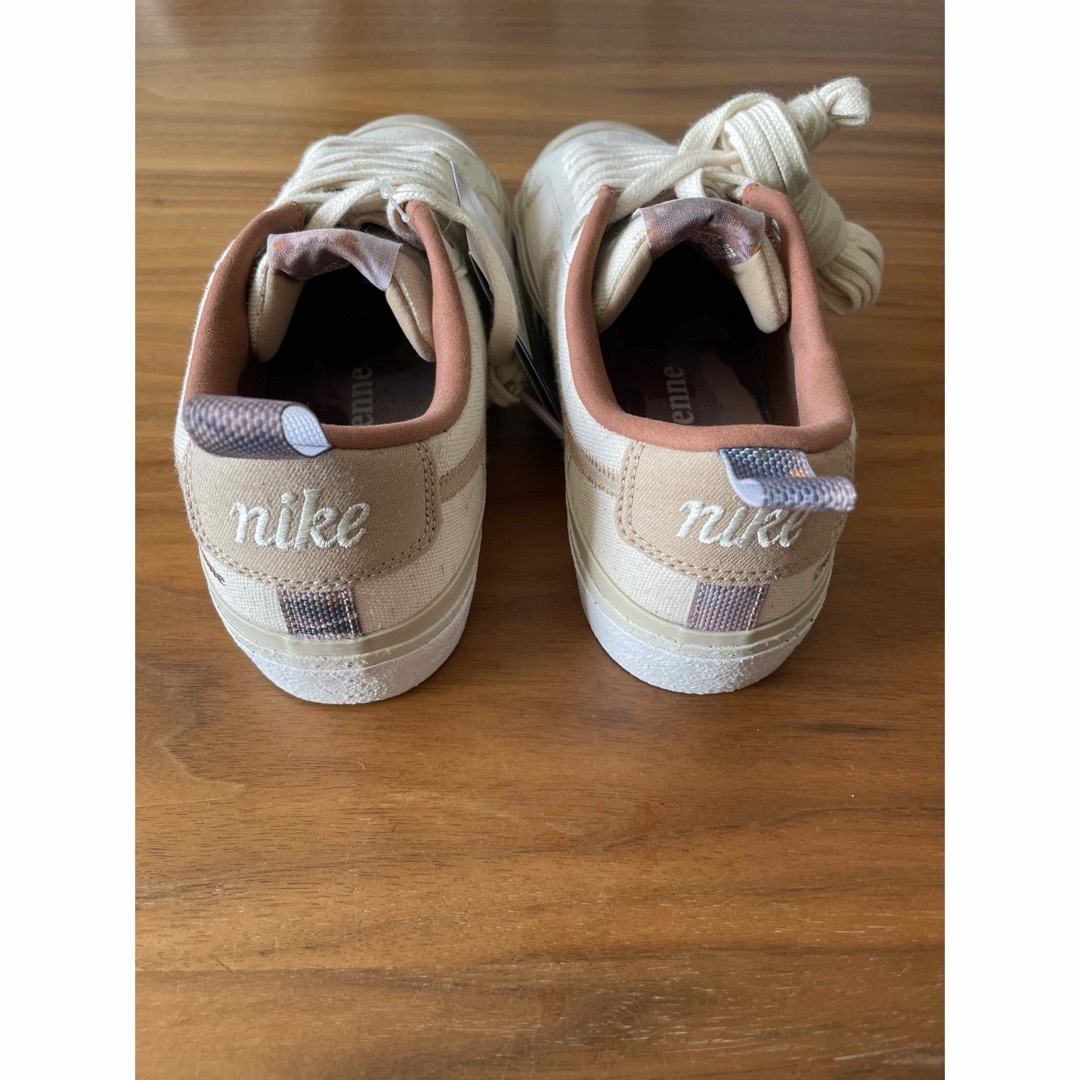 NIKE(ナイキ)の26cm」ドイエン ナイキSBブレーザー ロー ココナッツミルク ラタン メンズの靴/シューズ(スニーカー)の商品写真