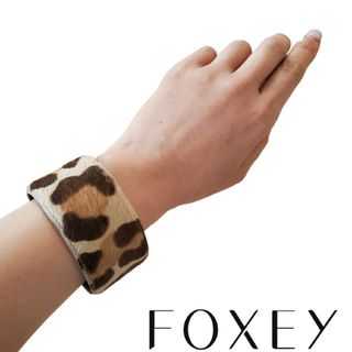 フォクシー(FOXEY)のFOXEY フォクシー ブレスレット レオパード ヒョウ柄(ブレスレット/バングル)