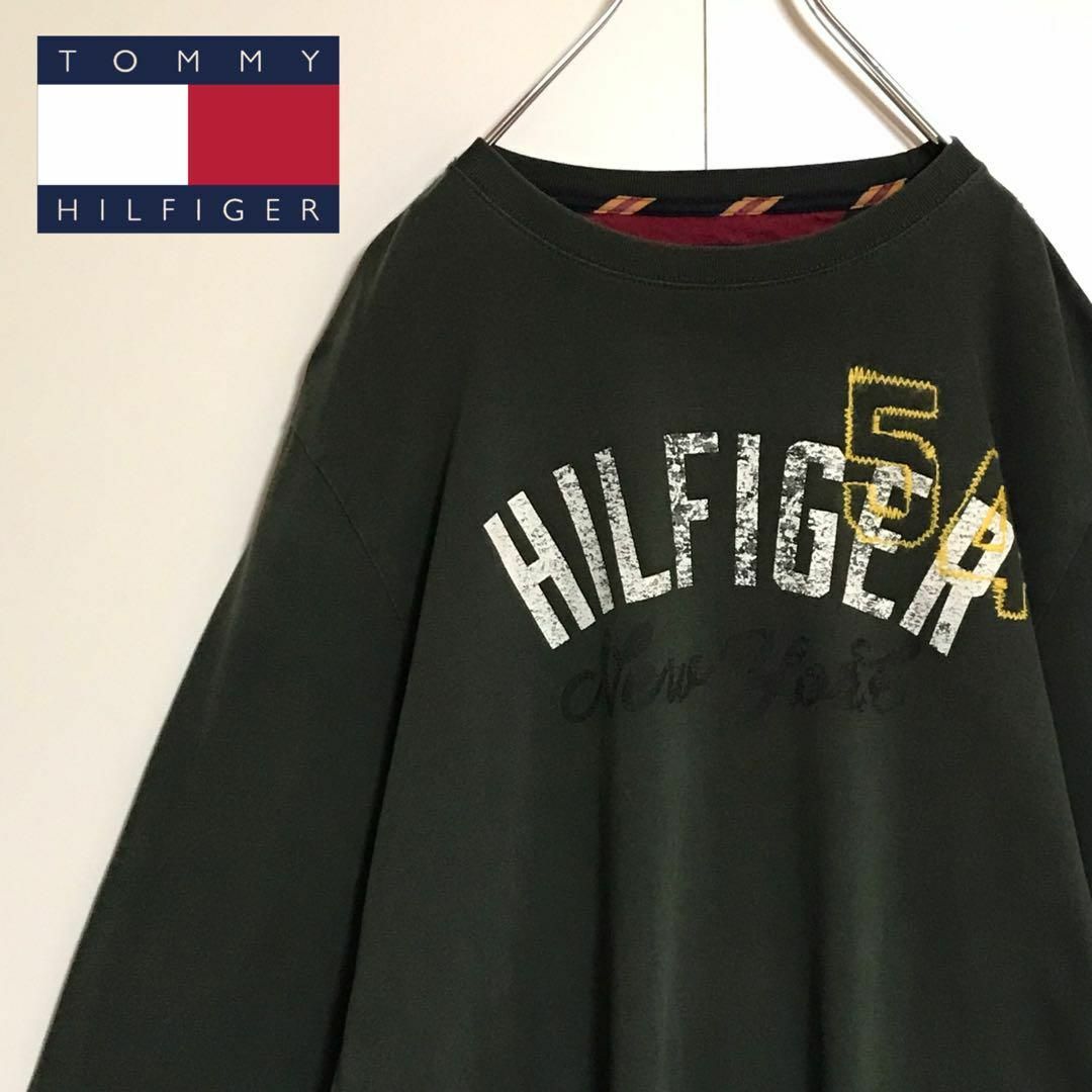 TOMMY HILFIGER(トミーヒルフィガー)の【ビッグサイズ】トミーヒルフィガー　センタープリント長袖Tシャツ　深緑H713 メンズのトップス(Tシャツ/カットソー(半袖/袖なし))の商品写真