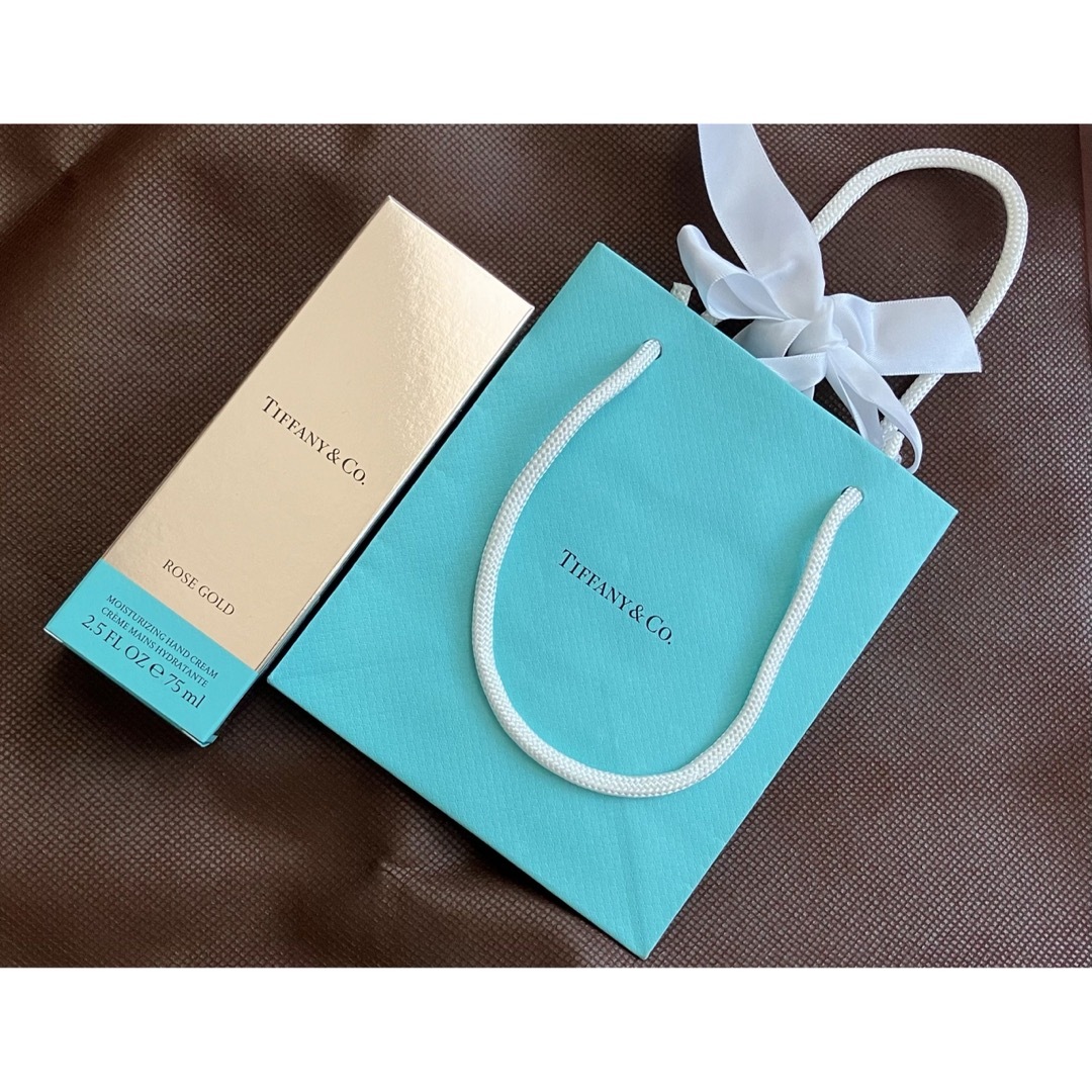 Tiffany & Co.(ティファニー)のTIFFANY ローズゴールド ハンドクリーム 75ml コスメ/美容のボディケア(ハンドクリーム)の商品写真