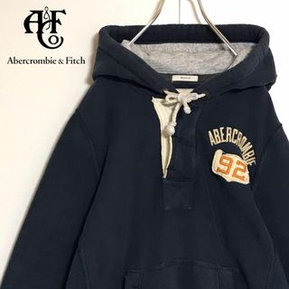 アバクロンビーアンドフィッチ(Abercrombie&Fitch)の【ダメージ加工】アバクロンビー＆フィッチ　ロゴ入りハーフボタンパーカーH720(パーカー)