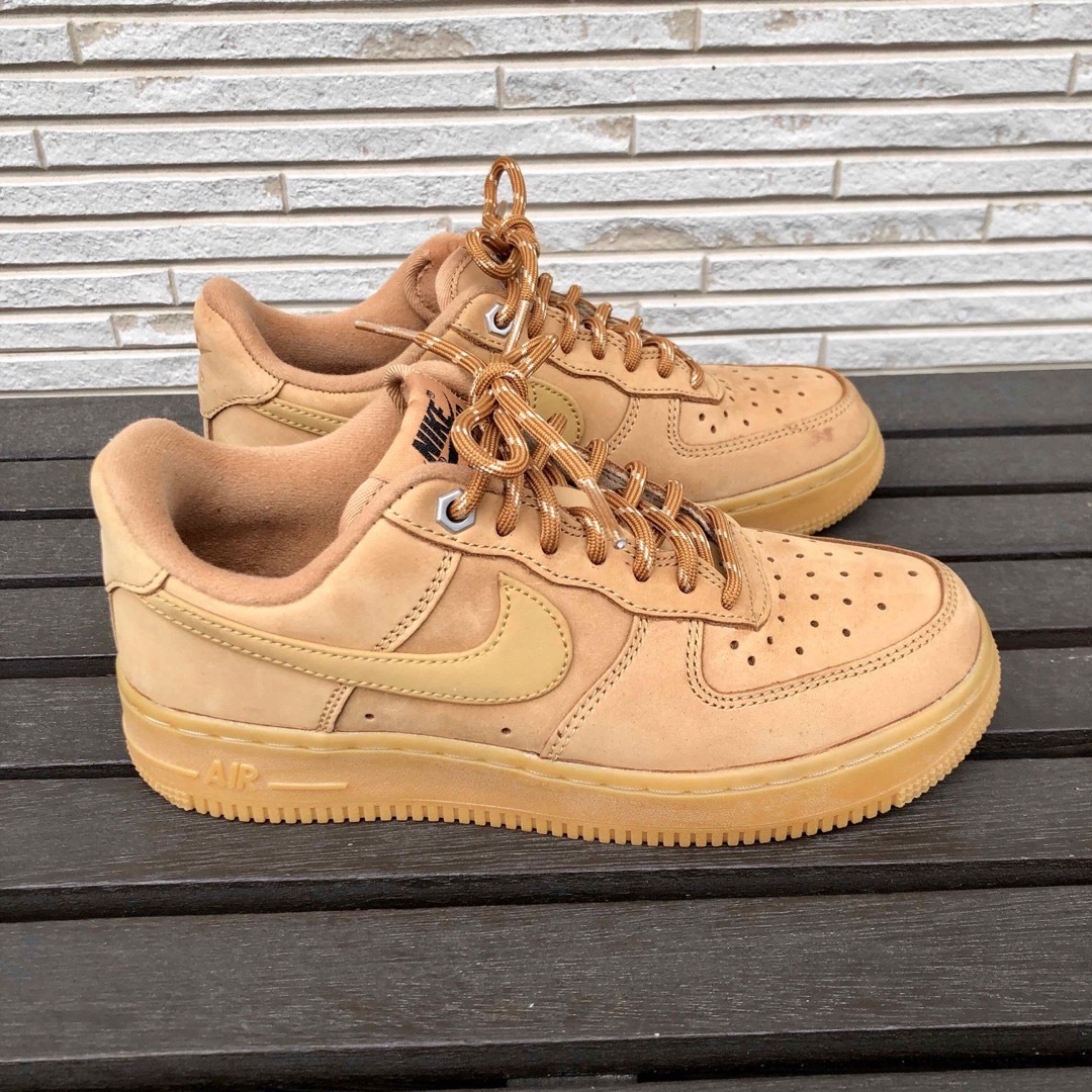 NIKE(ナイキ)の希少サイズ NIKE AIR FORCE 1 ナイキ エア フォース ワン WB レディースの靴/シューズ(スニーカー)の商品写真