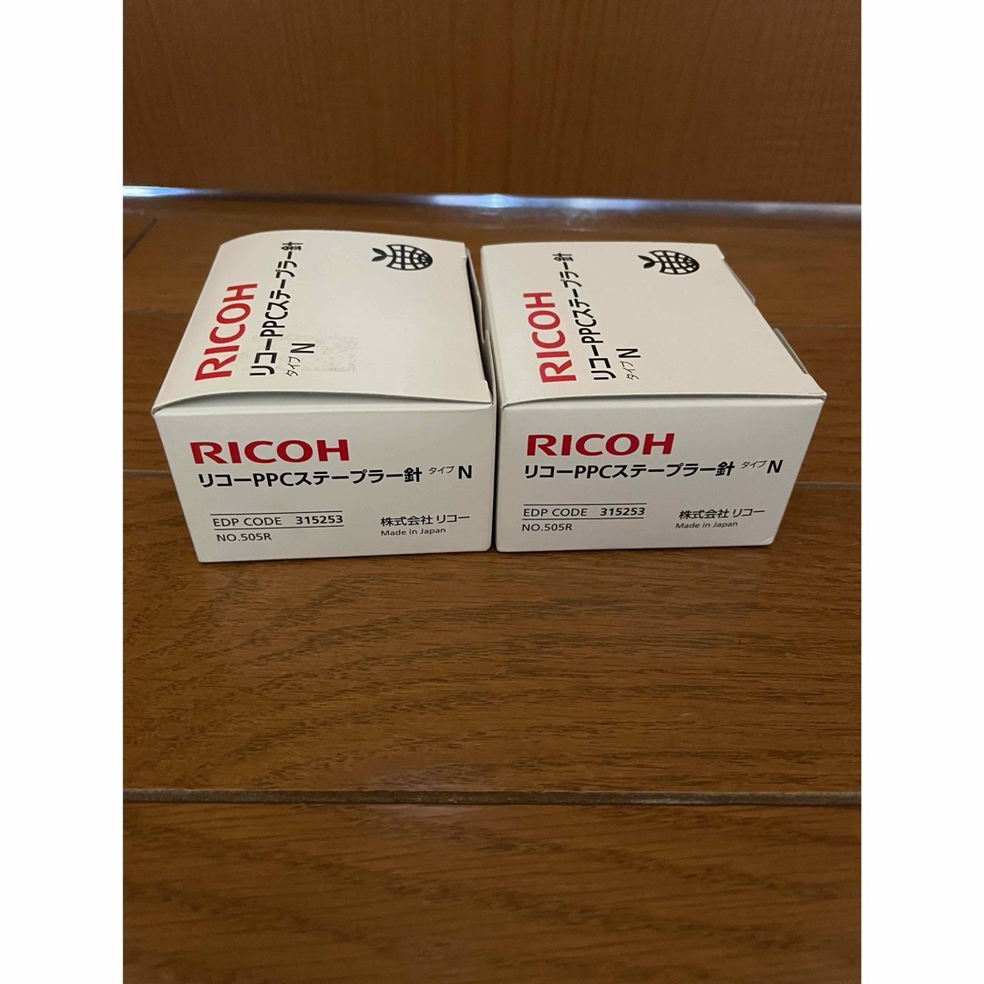 RICOH(リコー)のリコーPPCステープラー針 タイプN 5000針 /箱 315253 スマホ/家電/カメラのPC/タブレット(PC周辺機器)の商品写真
