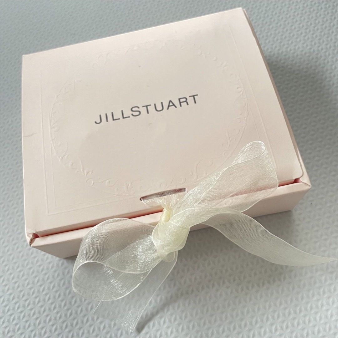 JILLSTUART(ジルスチュアート)のジルスチュアート　JILLSTUART  箱　ギフトボックス インテリア/住まい/日用品のオフィス用品(ラッピング/包装)の商品写真