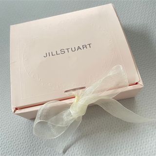 ジルスチュアート　JILLSTUART  箱　ギフトボックス