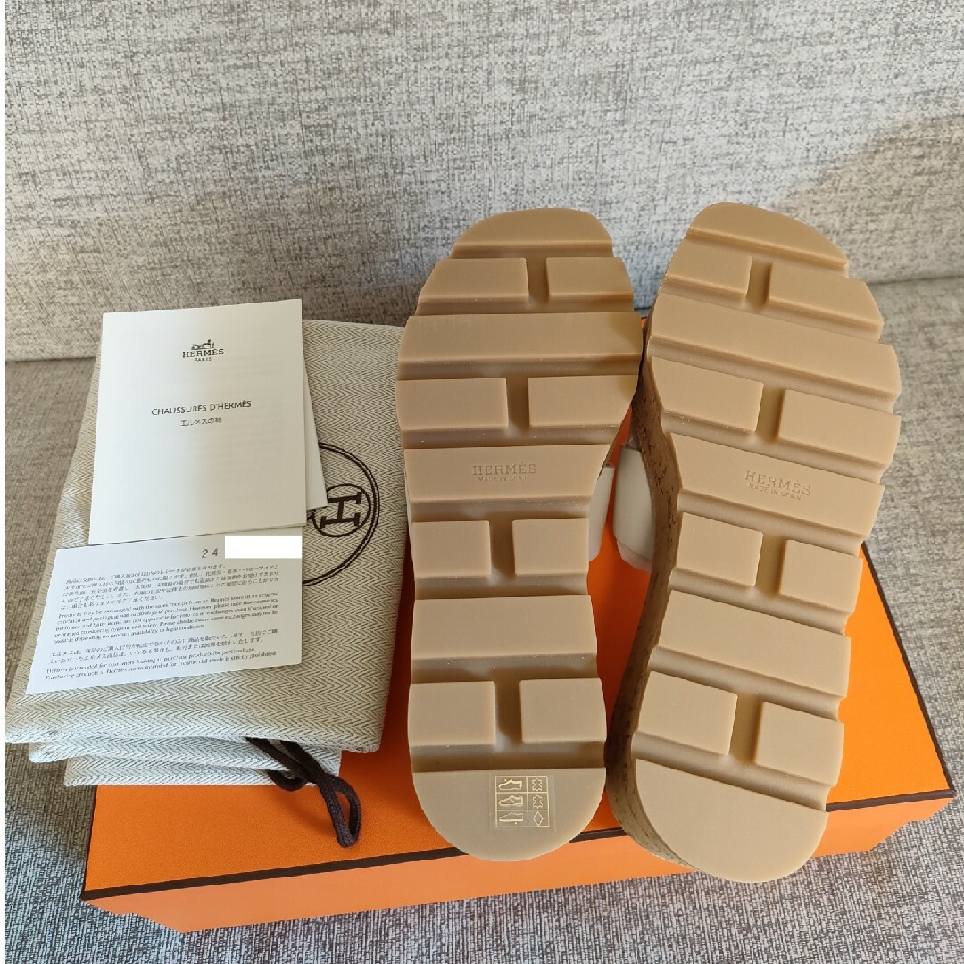 Hermes - エルメス エズ ホワイト 36 新品未使用の通販 by なな Hermes - エルメス エズ ホワイト 36 新品未使用の通販 by なな