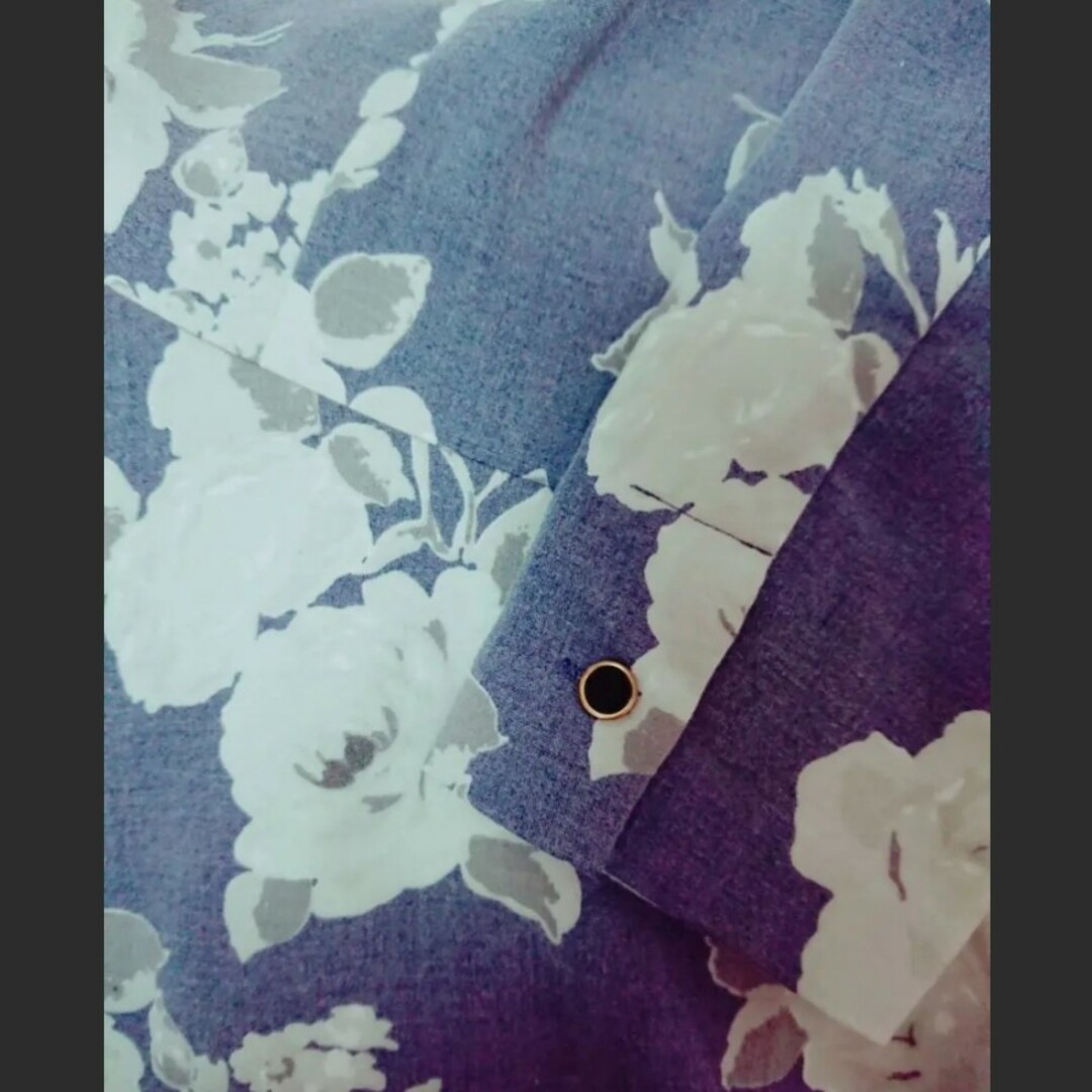 紺 花柄 高級Aラインワンピース レディースのワンピース(ひざ丈ワンピース)の商品写真
