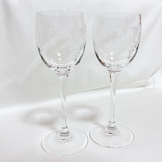 葡萄柄ワイングラス2Pまとめ売り　コップ　ぶどう柄　小ぶり　小さめ　可愛い　2個(グラス/カップ)