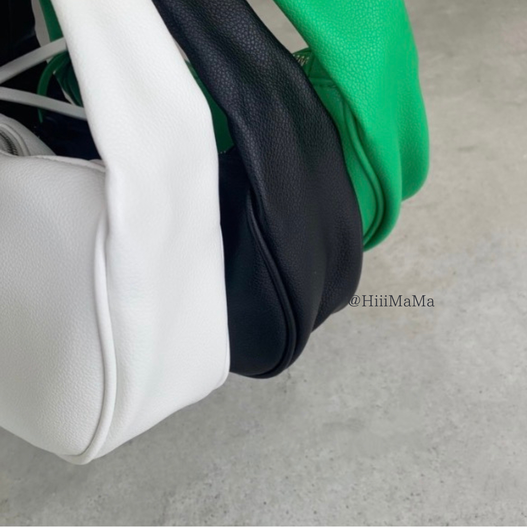 ワンハンドルムーンバッグ  ハーフムーン 韓国  肩がけ 手持ち 入園式 入学式 レディースのバッグ(ハンドバッグ)の商品写真
