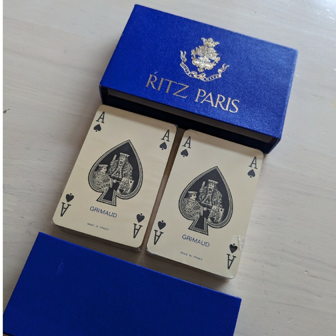 フランス製　高級トランプ　ホテル　リッツパリ　RITZ PARIS ヴィンテージ エンタメ/ホビーのテーブルゲーム/ホビー(トランプ/UNO)の商品写真