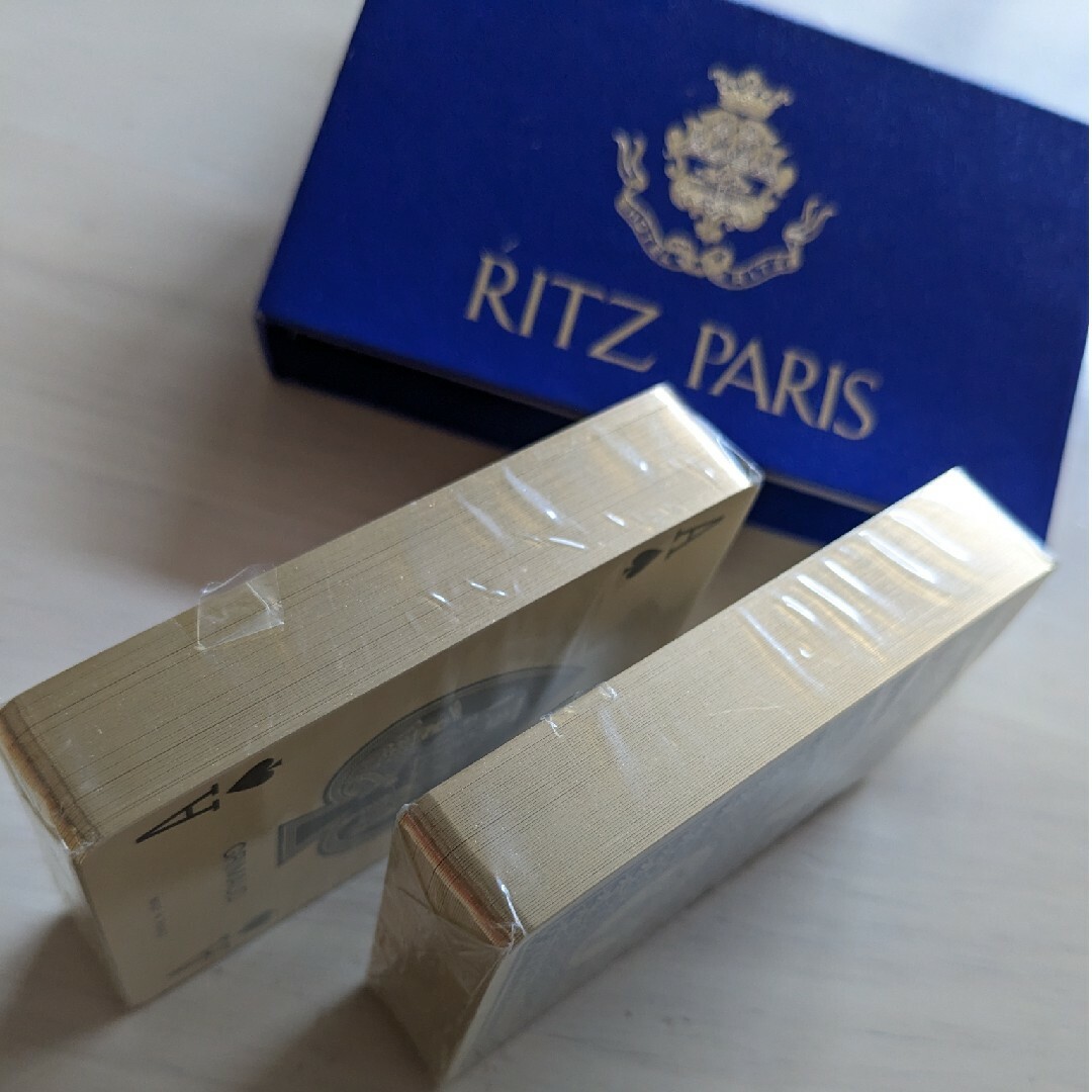 フランス製　高級トランプ　ホテル　リッツパリ　RITZ PARIS ヴィンテージ エンタメ/ホビーのテーブルゲーム/ホビー(トランプ/UNO)の商品写真