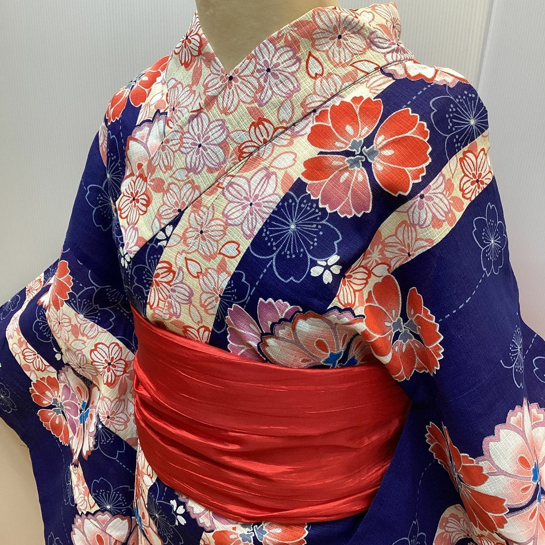 セパレート浴衣 シワ兵児帯付き 紺  朱赤の桜 yu2293t レディースの水着/浴衣(浴衣)の商品写真