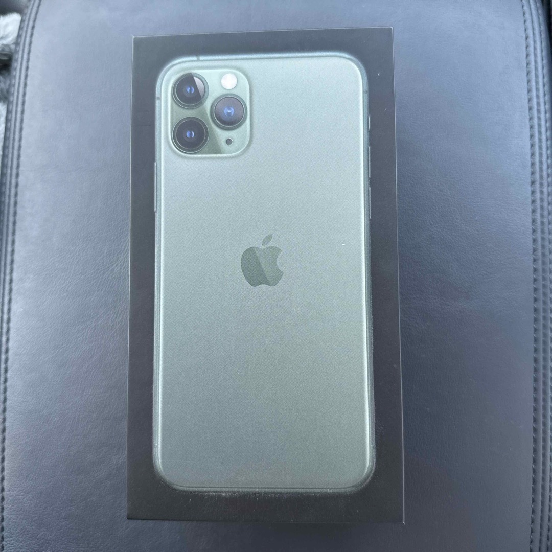 iPhone(アイフォーン)のiPhone11 Pro 64GB midnight green  スマホ/家電/カメラのスマートフォン/携帯電話(スマートフォン本体)の商品写真