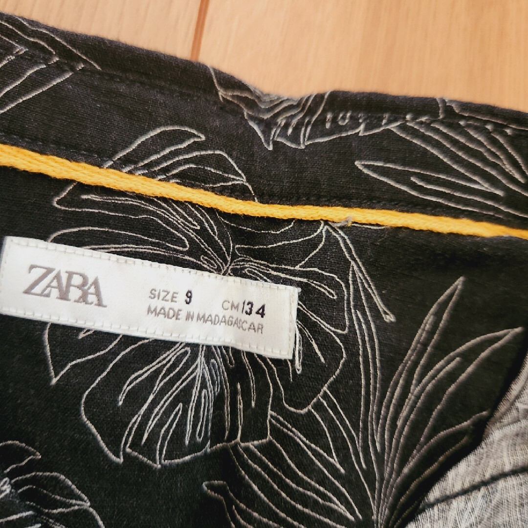 ZARA(ザラ)の半袖シャツ キッズ/ベビー/マタニティのキッズ服男の子用(90cm~)(Tシャツ/カットソー)の商品写真