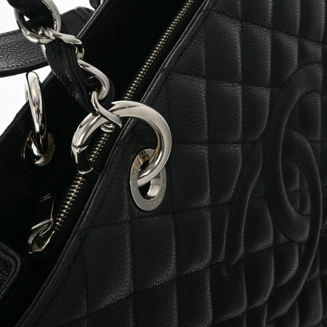 CHANEL(シャネル)の中古 シャネル CHANEL A50995 15番台 レディース トートバッグ マトラッセ ブラック /シルバー金具 キャビアスキン レディースのバッグ(トートバッグ)の商品写真