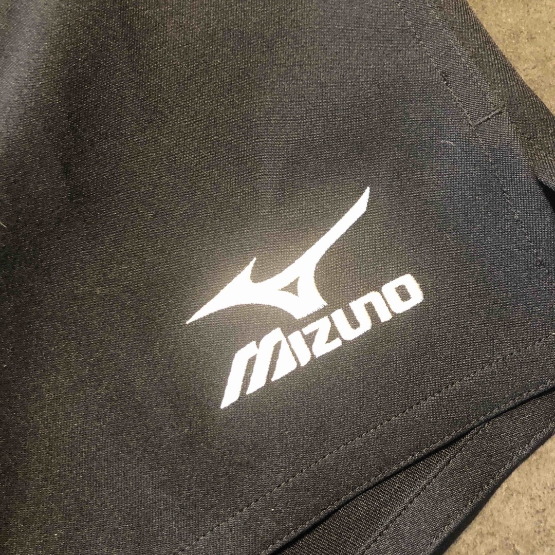 MIZUNO(ミズノ)のMIZUNO  黒　短パン　Sサイズ スポーツ/アウトドアのスポーツ/アウトドア その他(その他)の商品写真