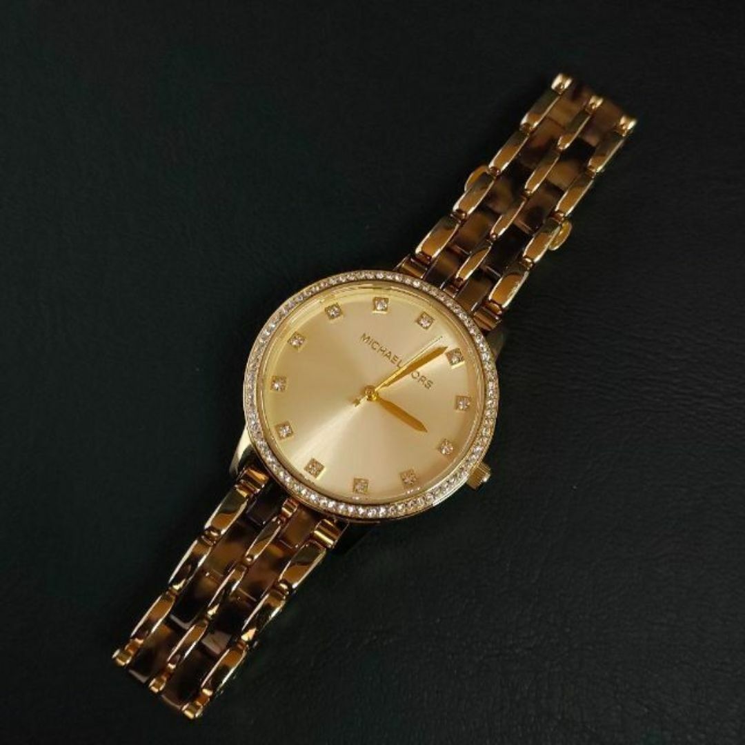 Michael Kors(マイケルコース)の極美品【稼働品】マイケルコース　ゴールド　ラインストーン　レディース時計ブラウン レディースのファッション小物(腕時計)の商品写真