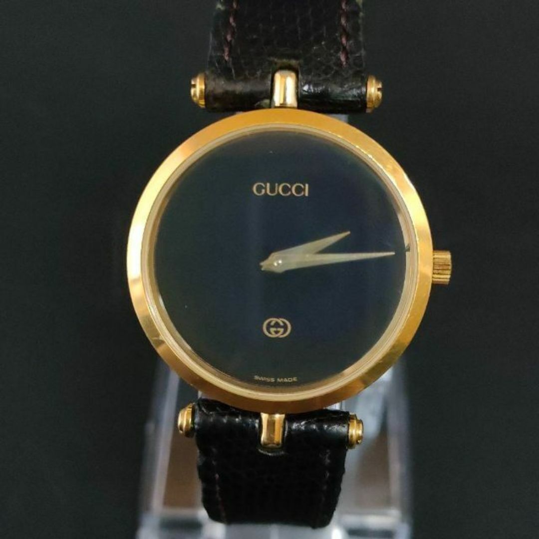 Gucci(グッチ)の良品【稼働品】Gucciグッチ　シェリーライン　レディース時計クオーツ　ブラック レディースのファッション小物(腕時計)の商品写真