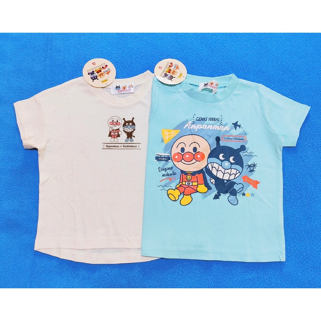 アンパンマン(アンパンマン)の新品　95cm　アンパンマン　半袖Ｔシャツ2枚セット　アンばいiv×トラベルB キッズ/ベビー/マタニティのキッズ服男の子用(90cm~)(Tシャツ/カットソー)の商品写真