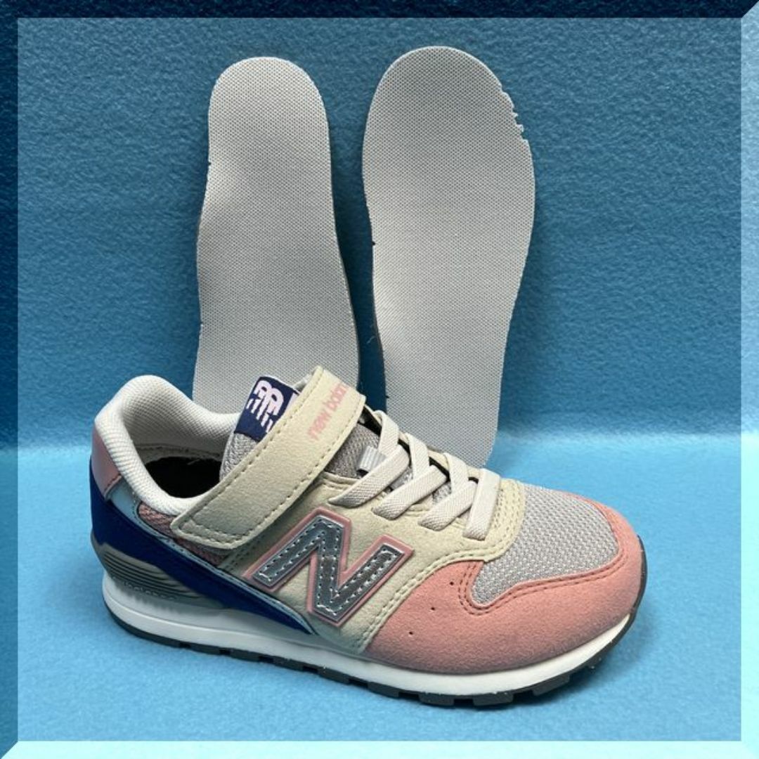 New Balance(ニューバランス)の19,0ｃｍ　ニューバランス　ＹＶ９９６　ＭＣ３　おしゃれ靴・入園・入学・通学 キッズ/ベビー/マタニティのキッズ靴/シューズ(15cm~)(スニーカー)の商品写真